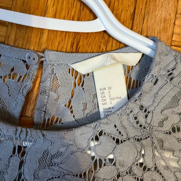 H&M dress - Picture 3 of 3